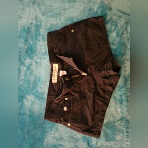 CUTE Astrologie Black Shorts; Size 5